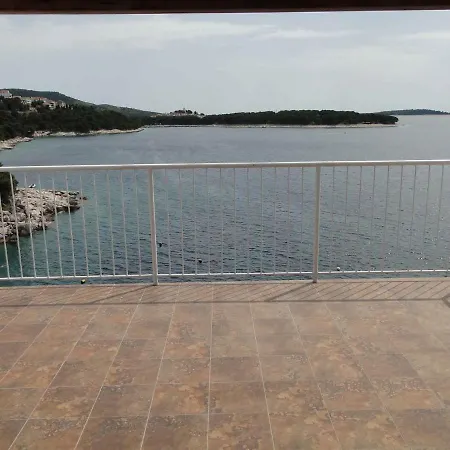 In - Sibenik Riviera 45762 Primošten