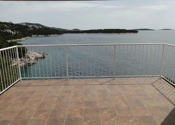 In - Sibenik Riviera 45762 Primošten